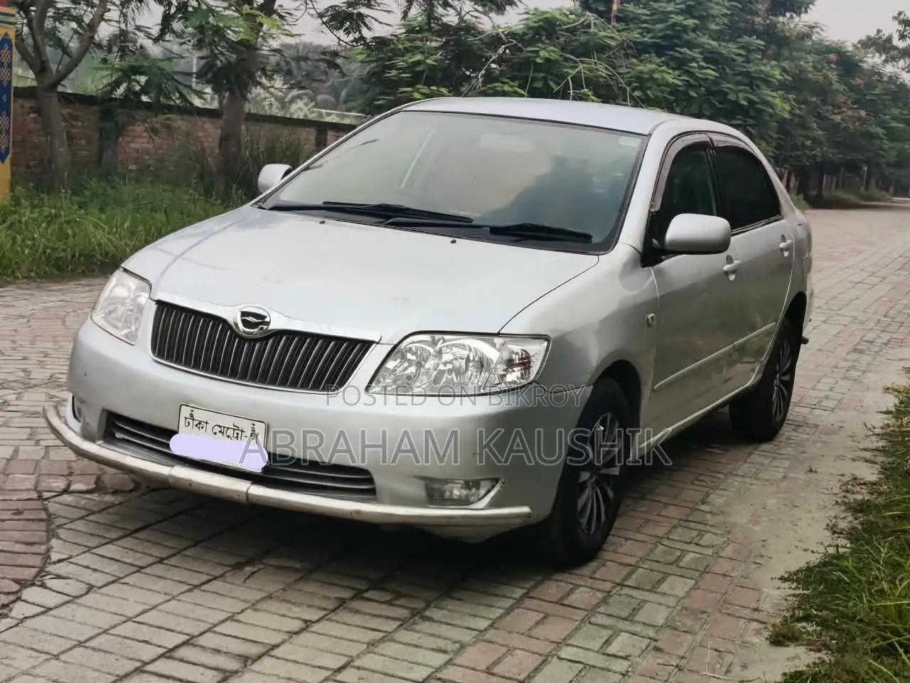 Toyota Corolla 2004 Silver