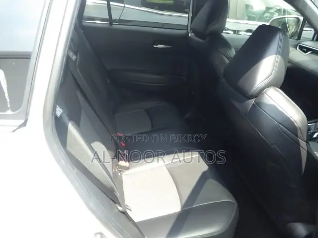Toyota Corolla Cross 2021 Pearl