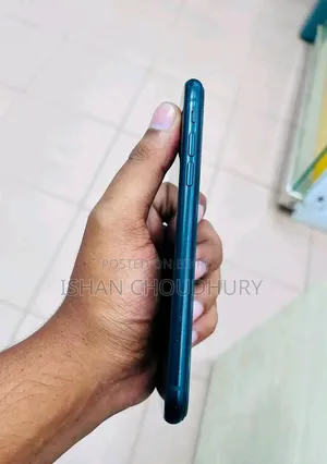 অ্যাপল আইফোন এক্সআর ১২৮ জিবি কালো