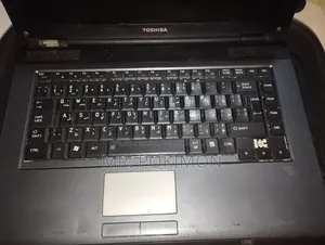 Laptop Toshiba 3GB SSD 256GB