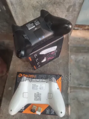 দুইটি ডারু এইচ১০০ গেমিং কন্ট্রোলার