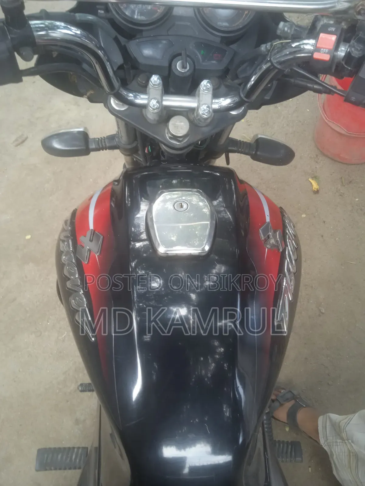 Bajaj Discover 125 2018 কালো