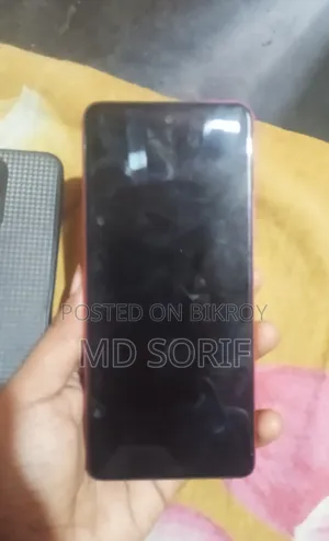 টেকনো স্পার্ক ১০ প্রো ১২৮ জিবি লাল