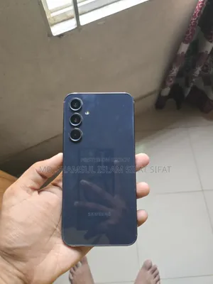স্যামসাং গ্যালাক্সি এ৩৫ ১২৮ জিবি