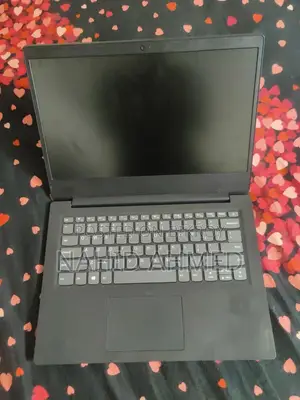 Laptop Lenovo 4GB Intel Celeron HDD 1T