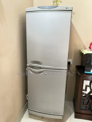 LG Used Fridge on Sell