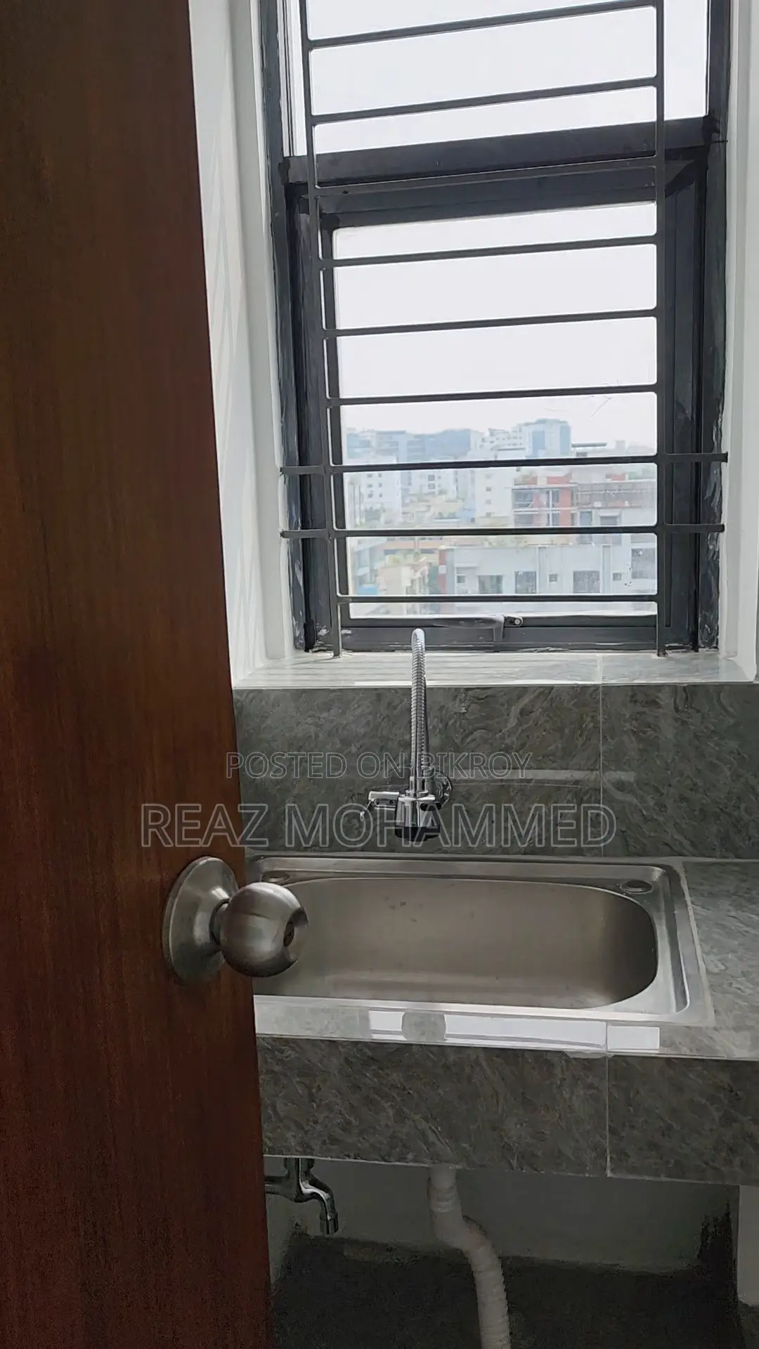 Commercial Floor for Rent Beside 120ft Wide Rabindra Sarani, Uttara.