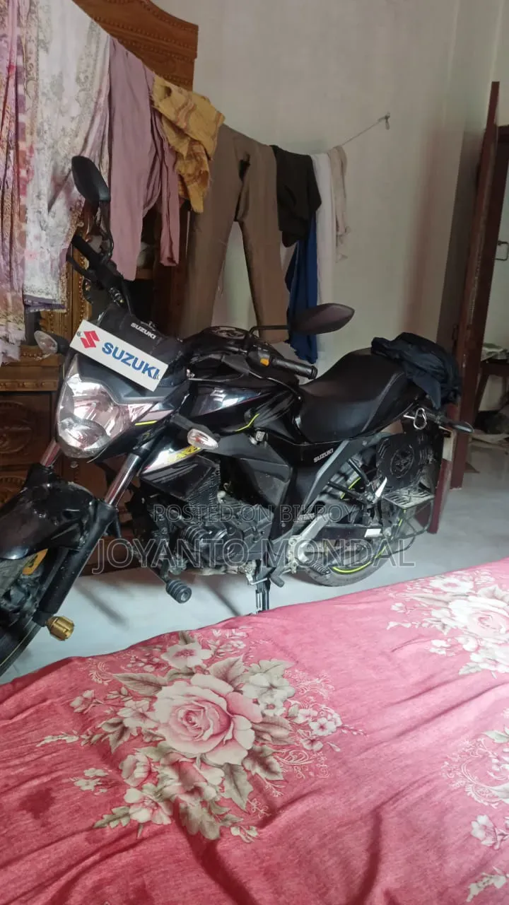 New Suzuki Gixxer 2026 Black
