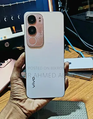 Vivo Y19s 128 GB Purple