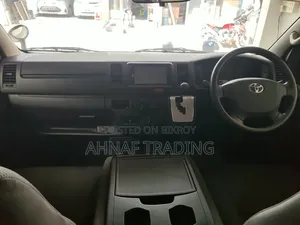 Toyota Noah 2020 Pearl