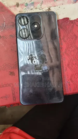 টেকনো স্পার্ক ১০সি ১২৮ জিবি কালো