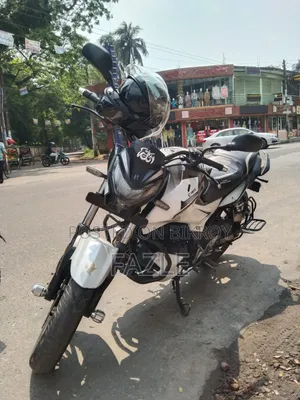 Hero Thriller 160R Refresh 2024 White