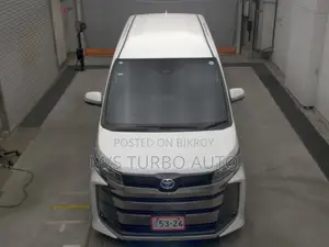 Toyota Noah 2023 Pearl