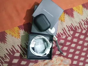 এয়ার বাডস প্রো ২ জেনারেশন মাত্র ৫ দিন ইউজ করা