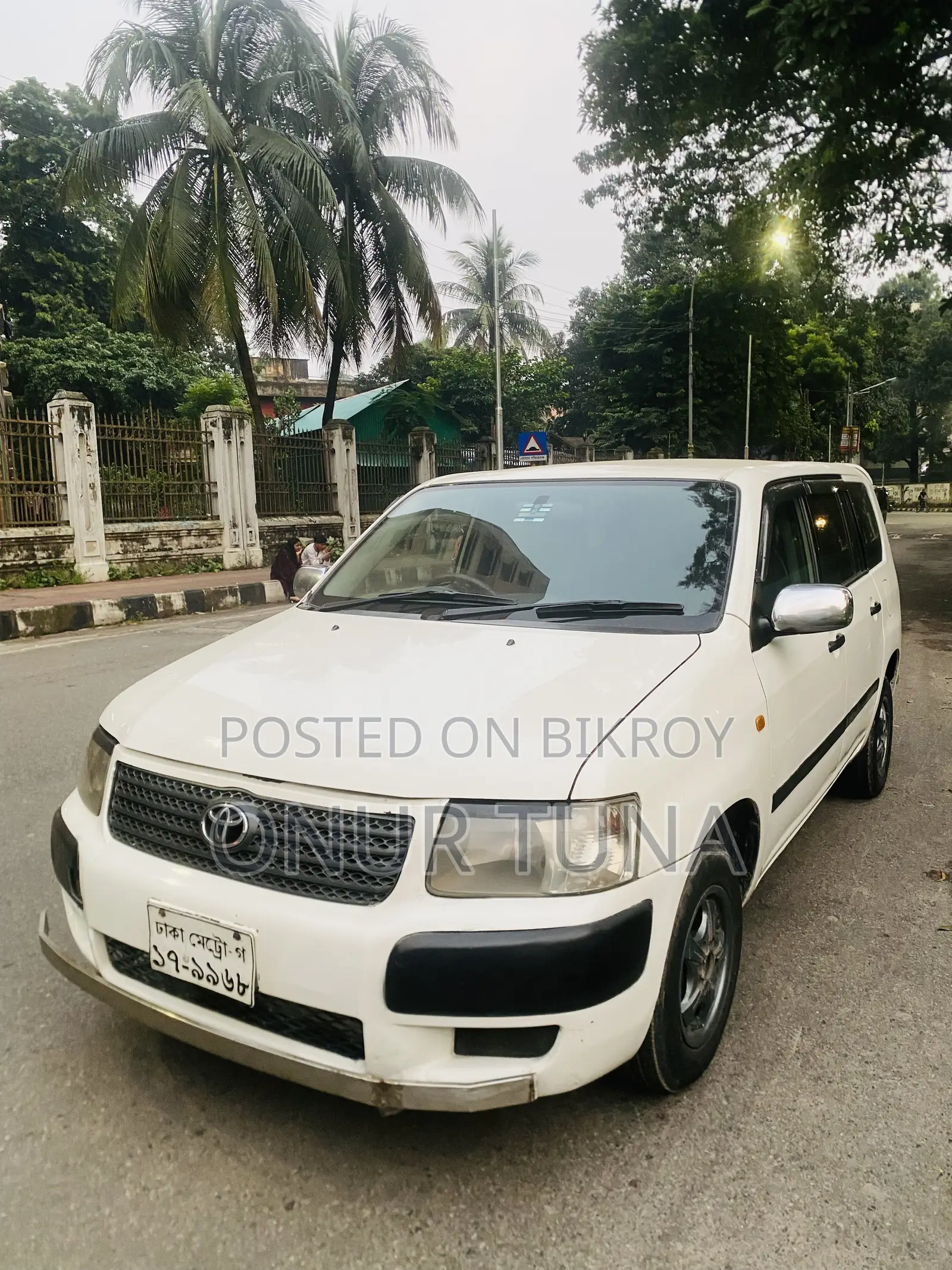 Toyota Succeed 2002 White
