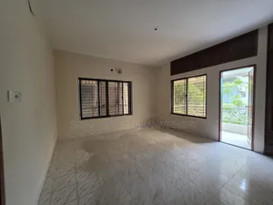 2800 SQFT Office Space Rent Baridhara DOHS Nice View