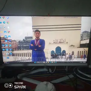 Desktop Computer MSI model 8GB AMD Ryzen 5 SSD 256GB