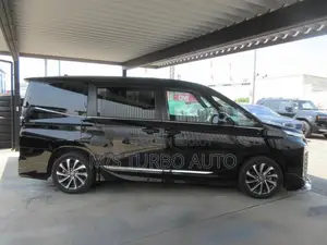 Toyota Voxy 2022 Black