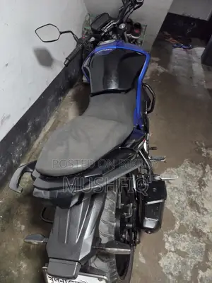 Hero Thriller 160R 2021 Blue
