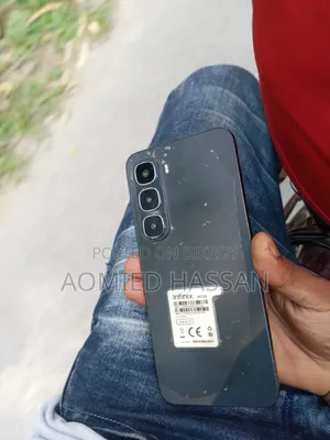 ইনফিনিক্স হট ৬০আই ২৫৬ জিবি কালো