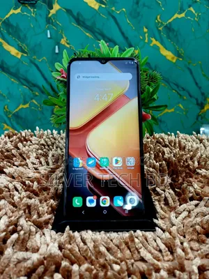 iQOO 128 GB