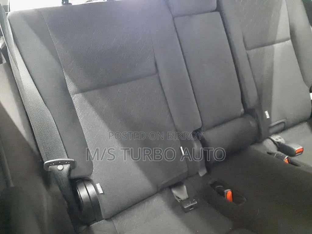 Toyota Corolla Fielder 2021 White
