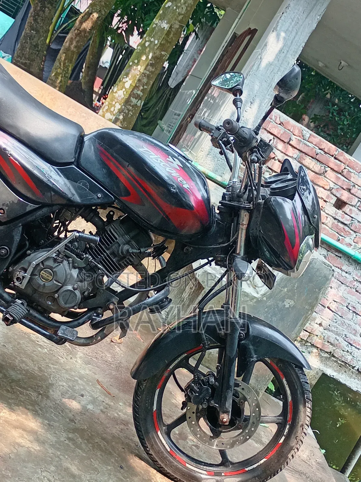 Bajaj Avenger 150 Street 2016 Red