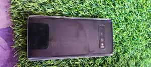 Samsung Galaxy S10 128 GB Black