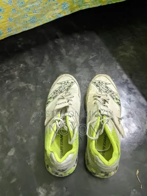 Cricket shoes for sale