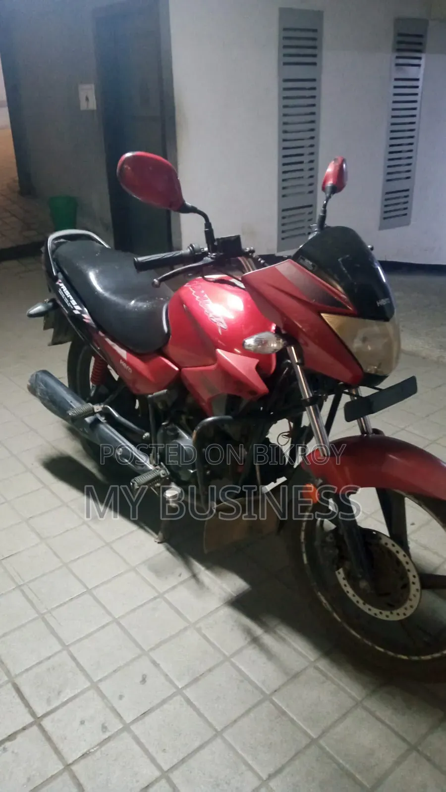 Hero Glamour 2017 Red