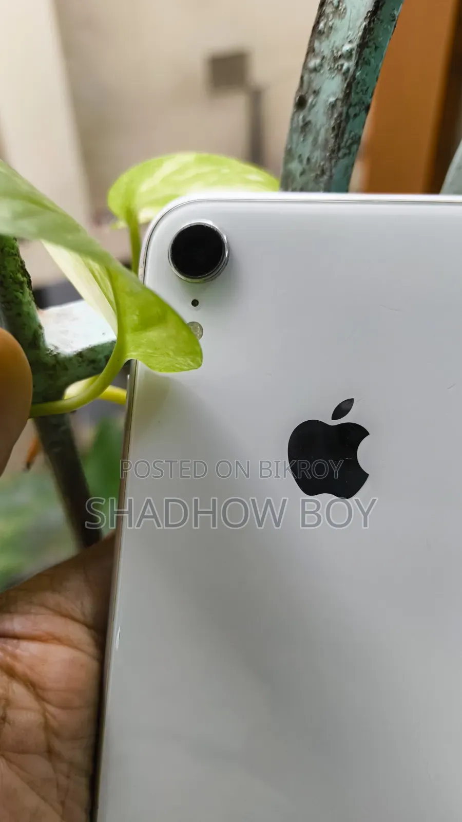 Apple iPhone XR 64 GB White