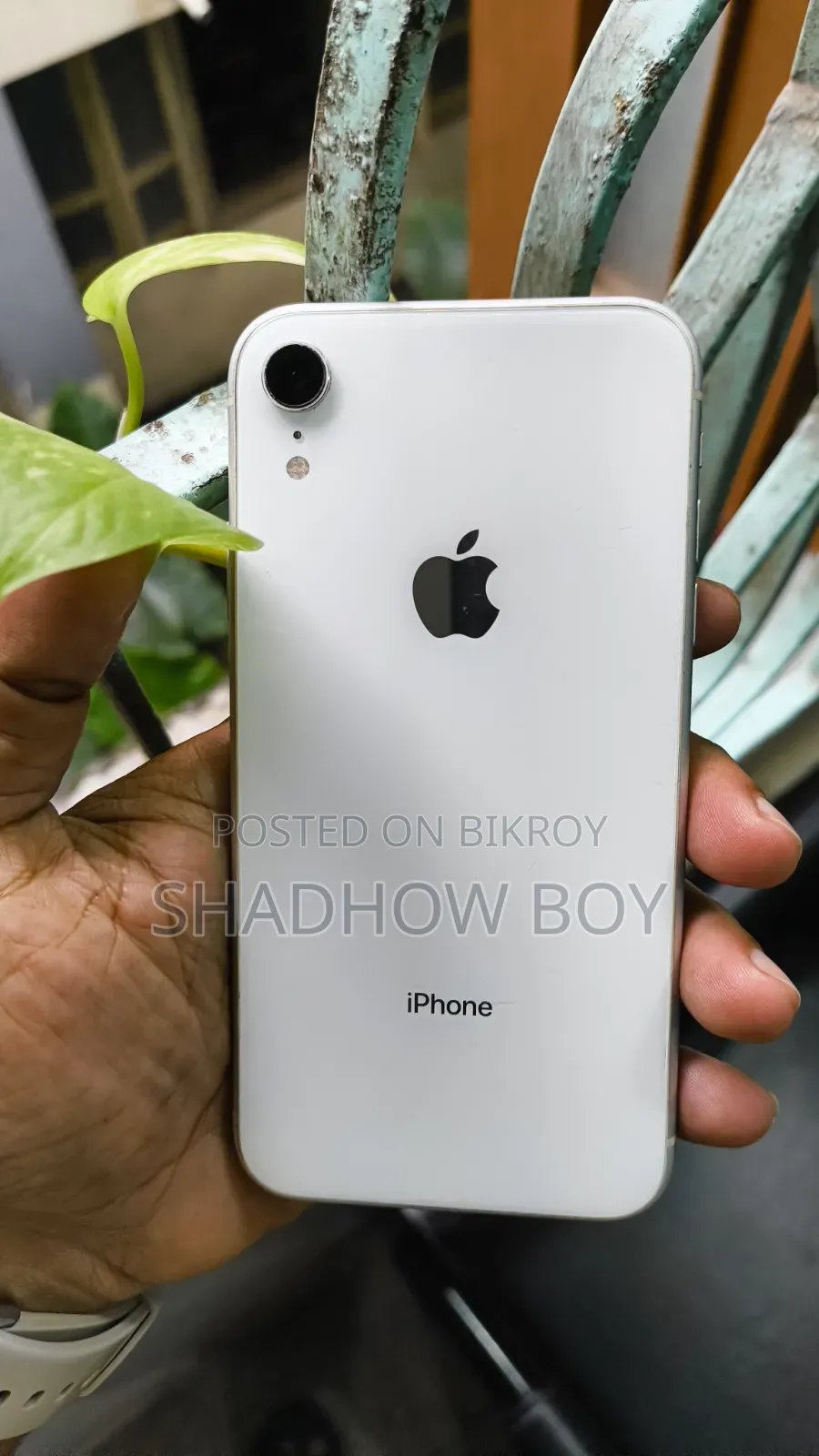 Apple iPhone XR 64 GB White