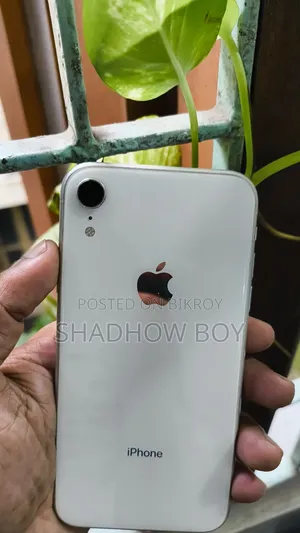 Apple iPhone XR 64 GB White