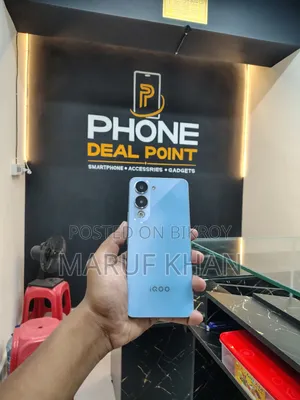 iQOO 128 GB Blue