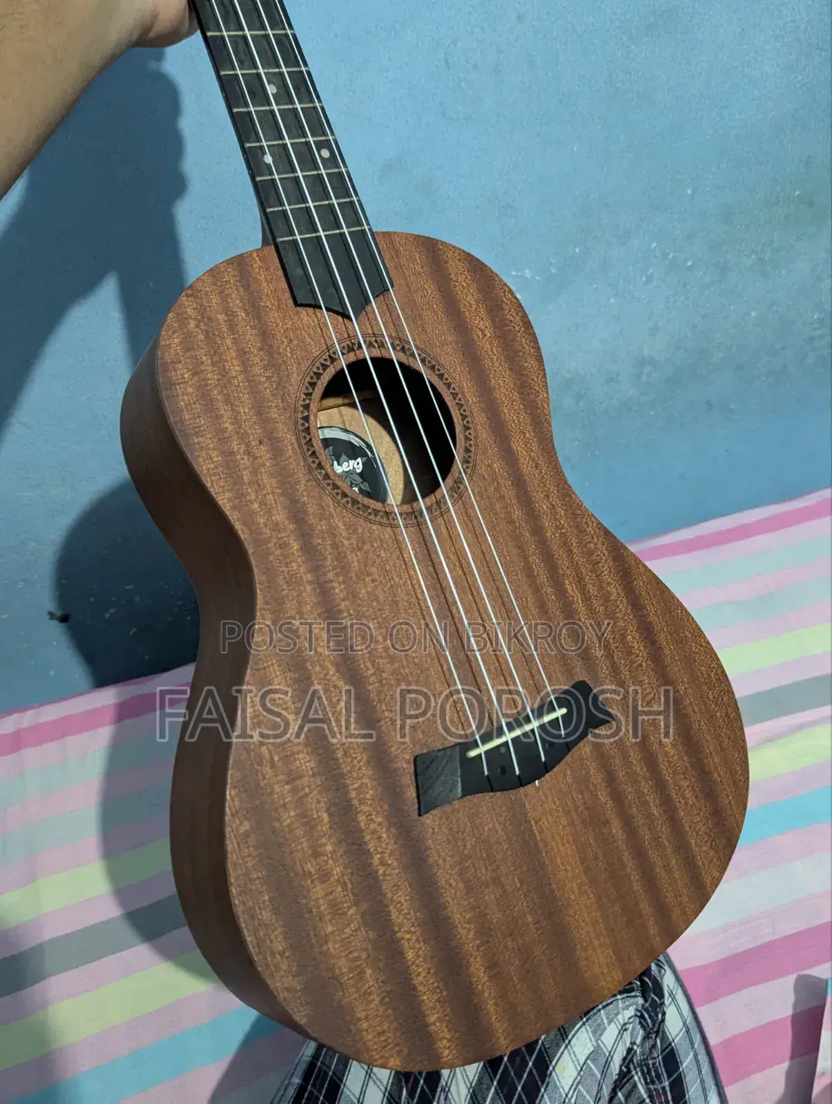 বালিটোন ইউকুলেলের জন্য বিক্রি