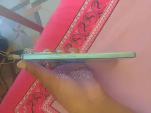 আইকিউও জেড৯ ২৫৬ জিবি