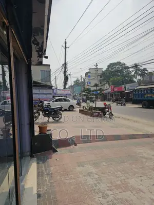 শরীয়তপুর সদর পৌরসভা।