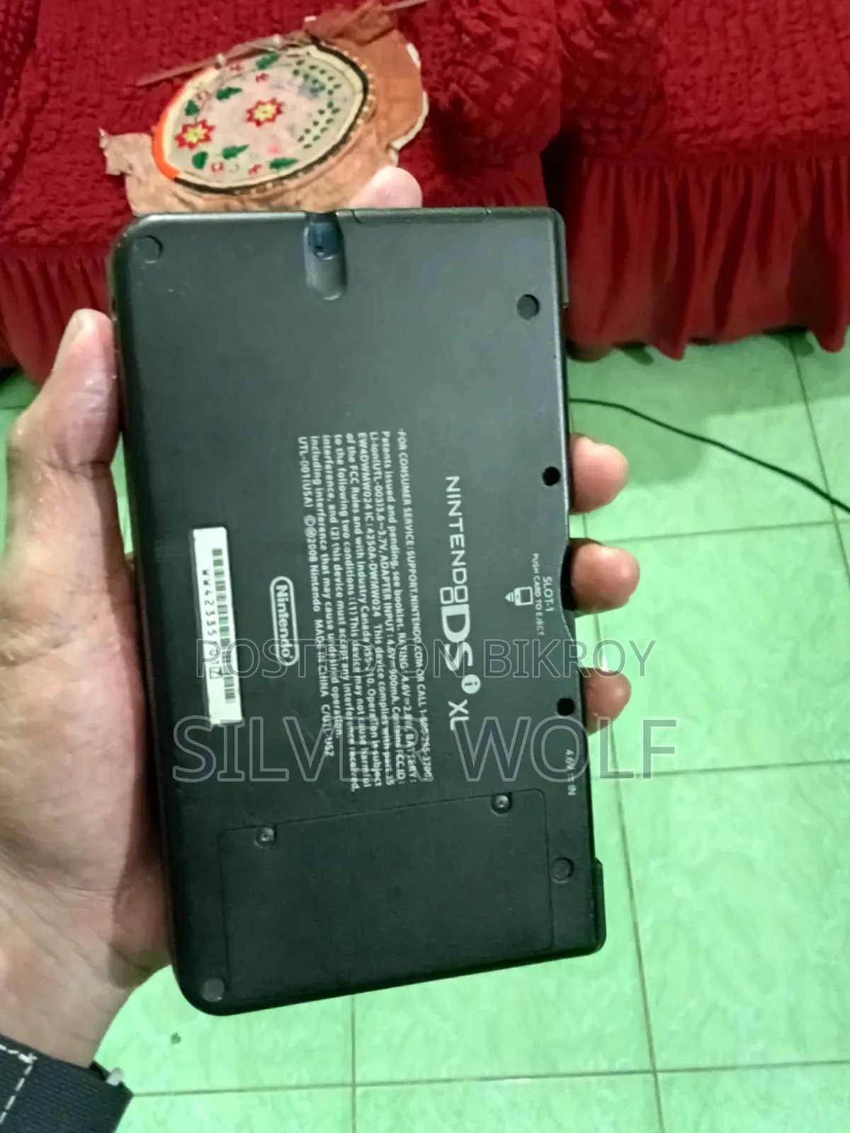 নিন্টেন্ডো ডিএসআই এক্সএল গেমিং কনসোল