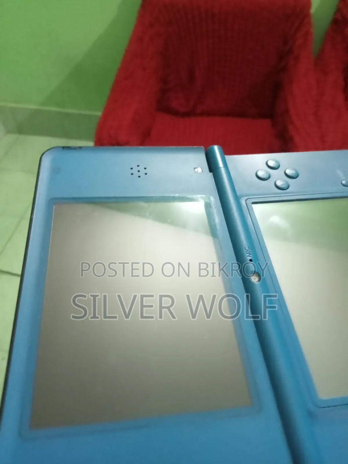 নিন্টেন্ডো ডিএসআই এক্সএল গেমিং কনসোল