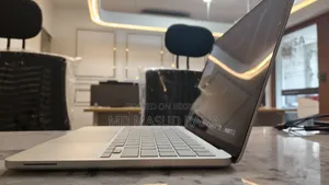 Laptop Apple MacBook Neo 2026 8GB SSD 512GB