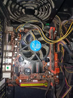 Desktop Computer Microsoft 4GB Intel Core i3 eMMC 1T