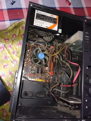 Desktop Computer Microsoft 4GB Intel Core i3 eMMC 1T