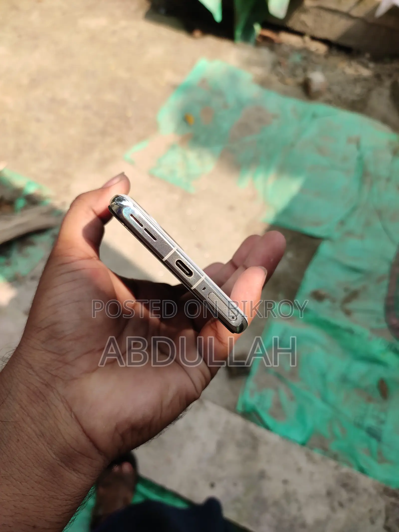 ওয়ানপ্লাস ১২ ২৫৬ জিবি সিলভার