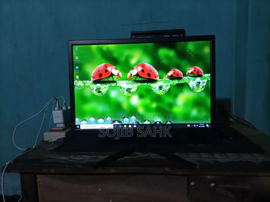 19 Inch Monitor Fresh