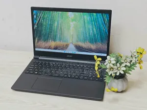 Laptop Acer Aspire 7 8GB AMD Ryzen 5 SSD 512GB