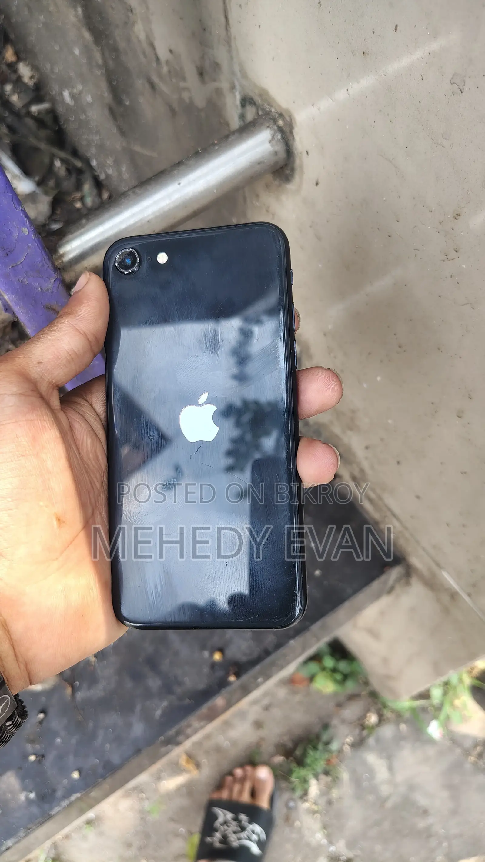 অ্যাপল আইফোন এসই (২০২০) ৬৪ জিবি ব্ল্যাক