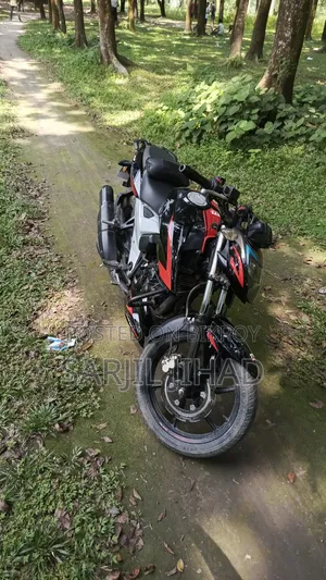 TVS Apache RTR 160 4V 2024 Black