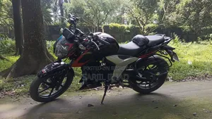 টিভিএস আপাচি আরটিআর ১৬০ ৪ভি ২০২৪ ব্ল্যাক