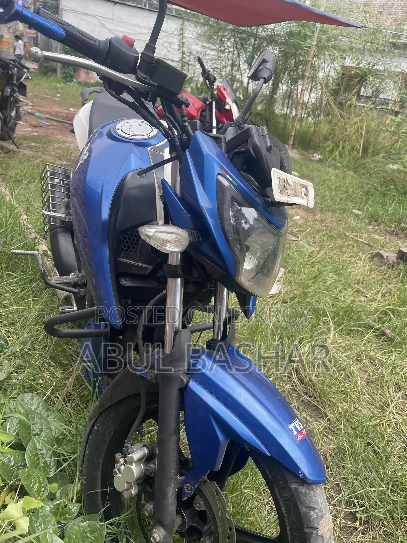 টিভিএস অ্যাপাচি ১৬০ ৪ভি ২০২২ নীল