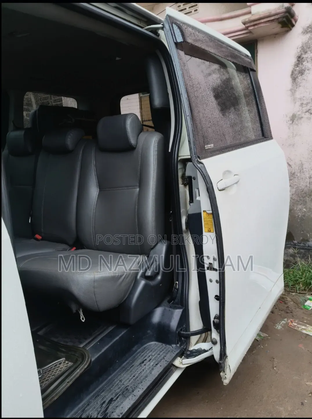 Toyota Noah 2013 White